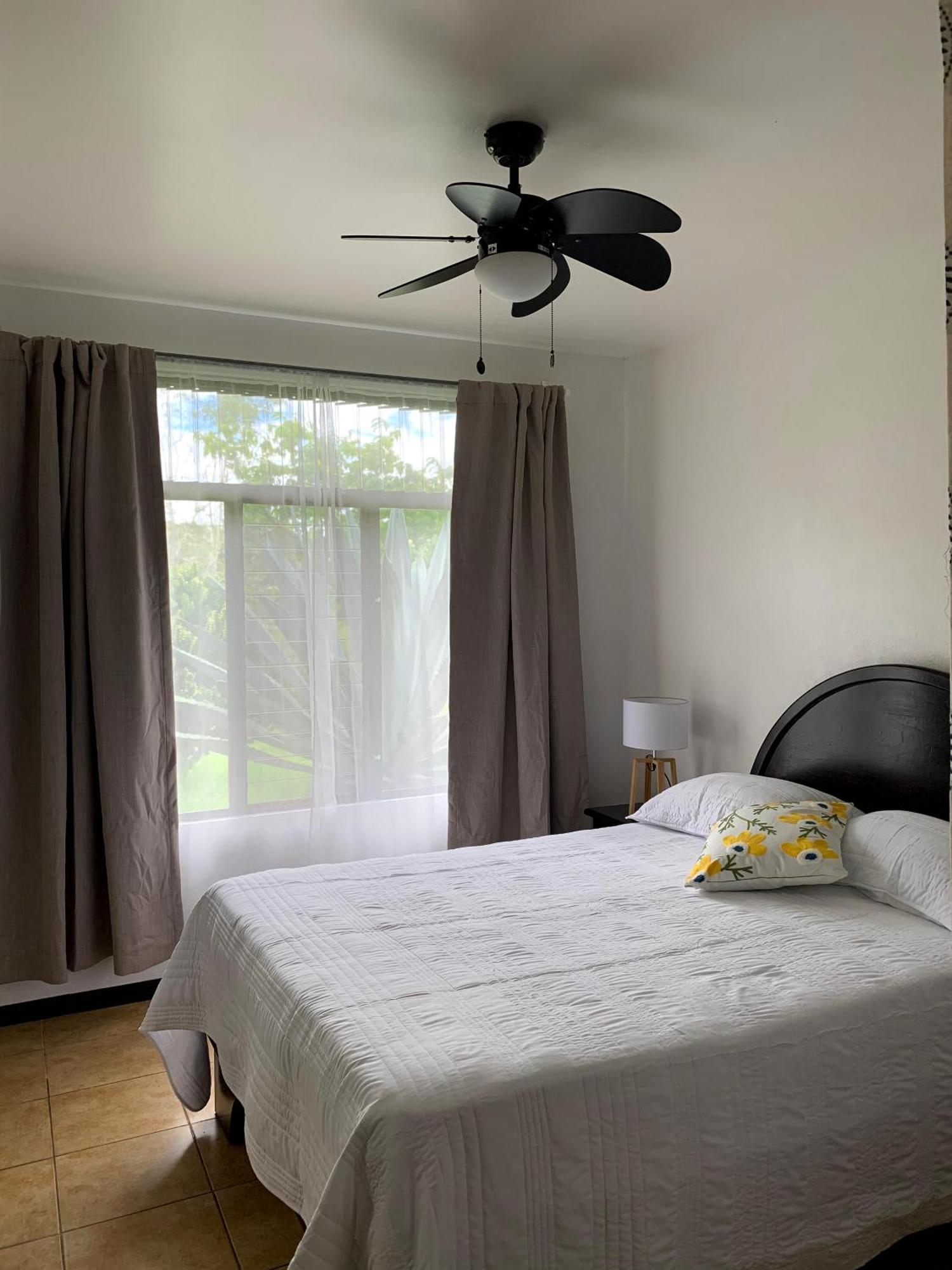 Homestay Caladium House In The Weather!